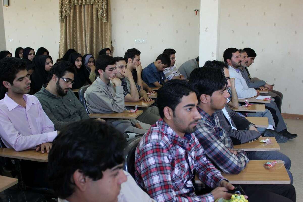 خسارت ۳۷ میلیارد تومانی به ازای خروج هر نخبه 