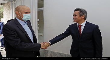 دیپلمات ناشی
